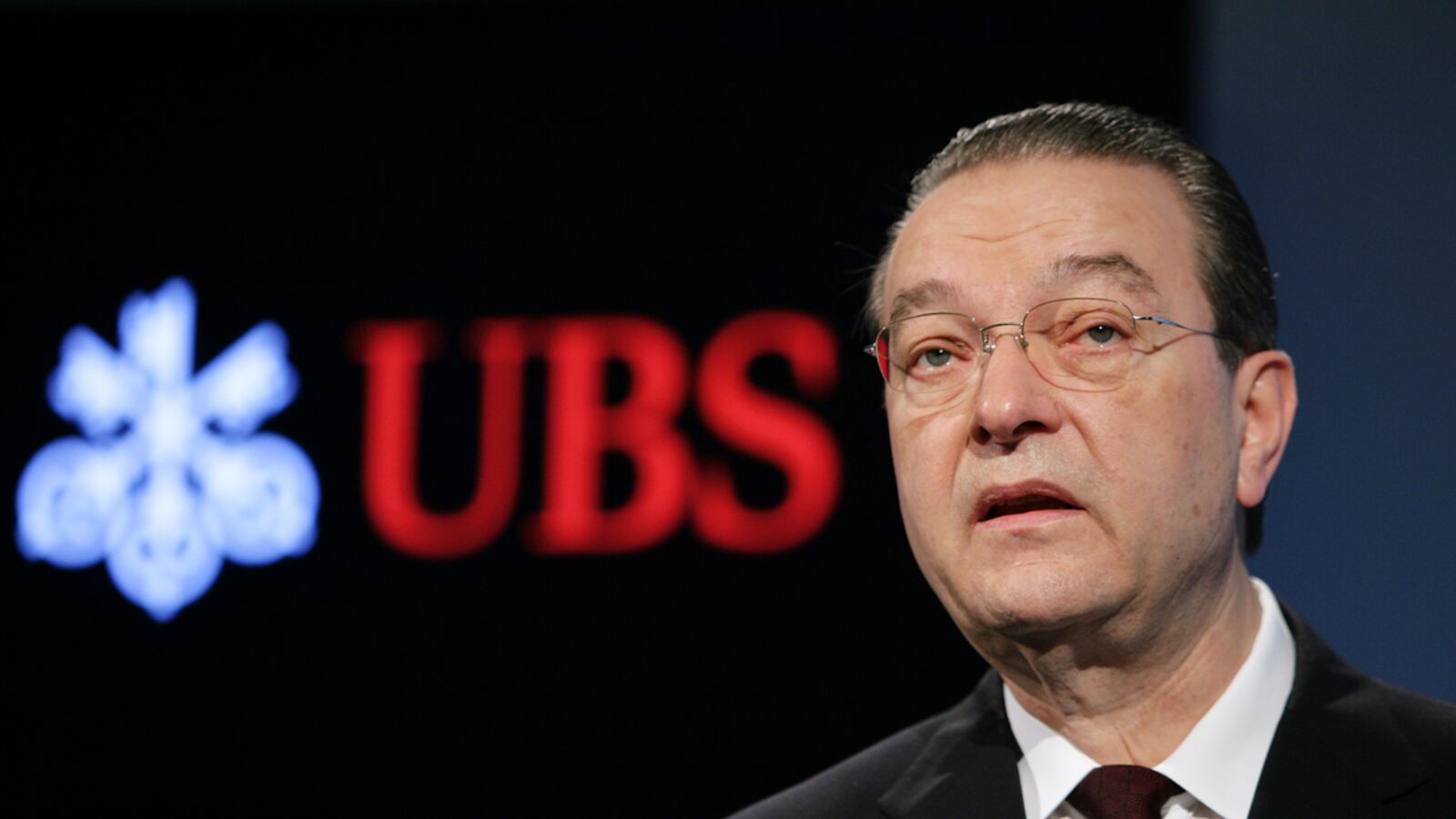 cheats/2011/09/24/ubs-ceo-resigns/ubs-ceo-resigns-oswald-gruebel-cheat_zhgjac