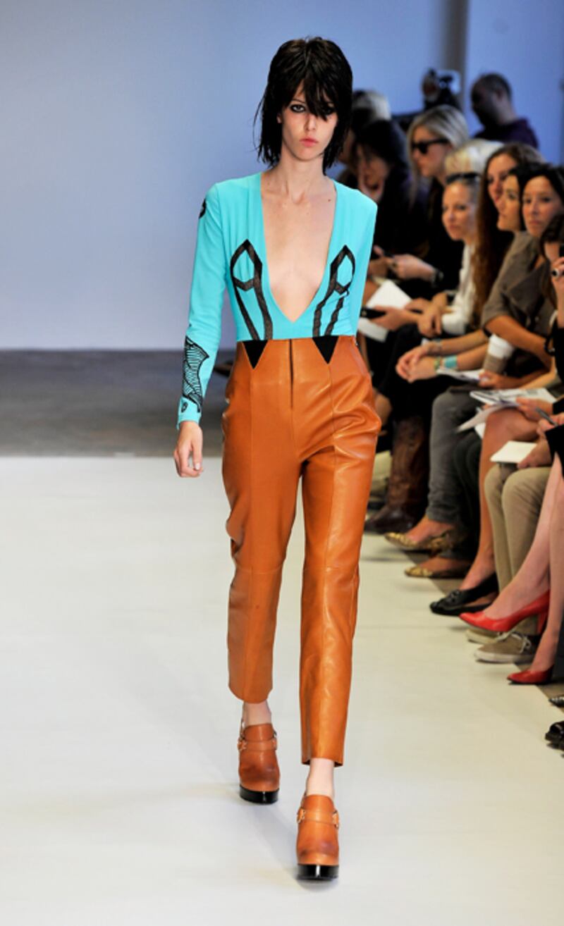 galleries/2010/09/21/london-fashion-week-day-5/london-wray-day-3---schwab_qnl3py