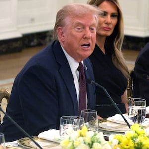 Trump keeping his arms down