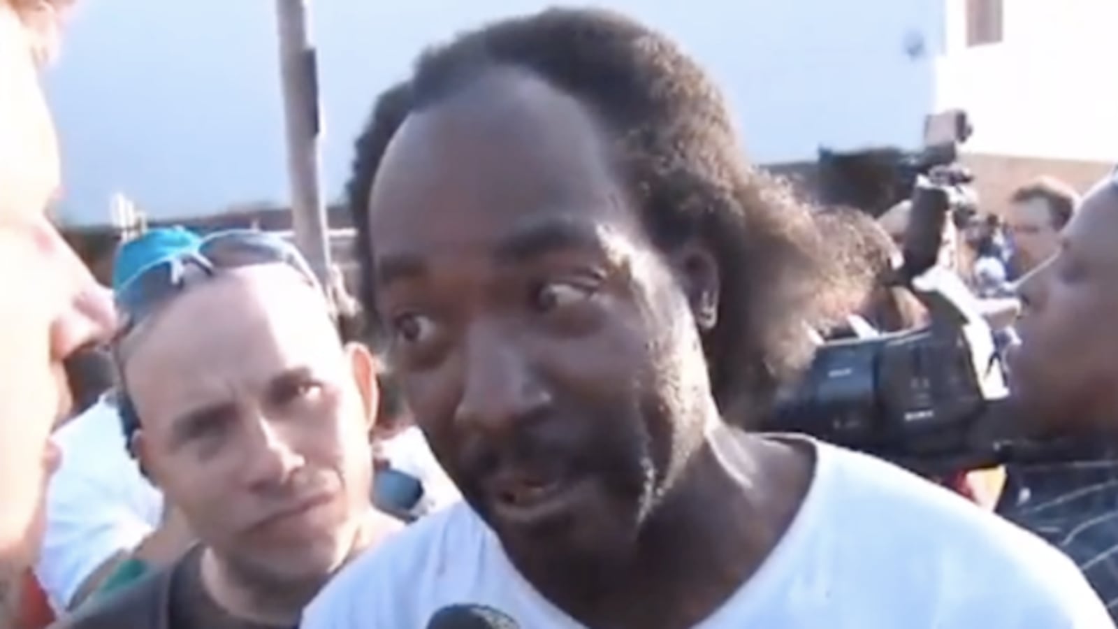 cheats/2013/05/08/cleveland-hero-served-time-for-domestic-violence/130507-charles-ramsey-haglage-tease_wizpp5