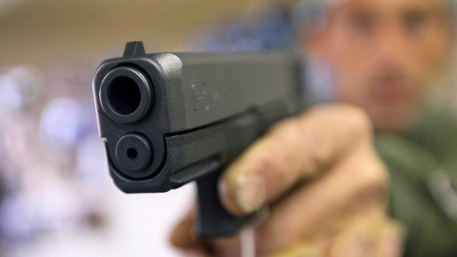 articles/2014/06/06/this-bipolar-man-knows-gun-laws-are-nuts-he-was-able-to-buy-one/140605-clift-gun-sale-tease_gj0nfd