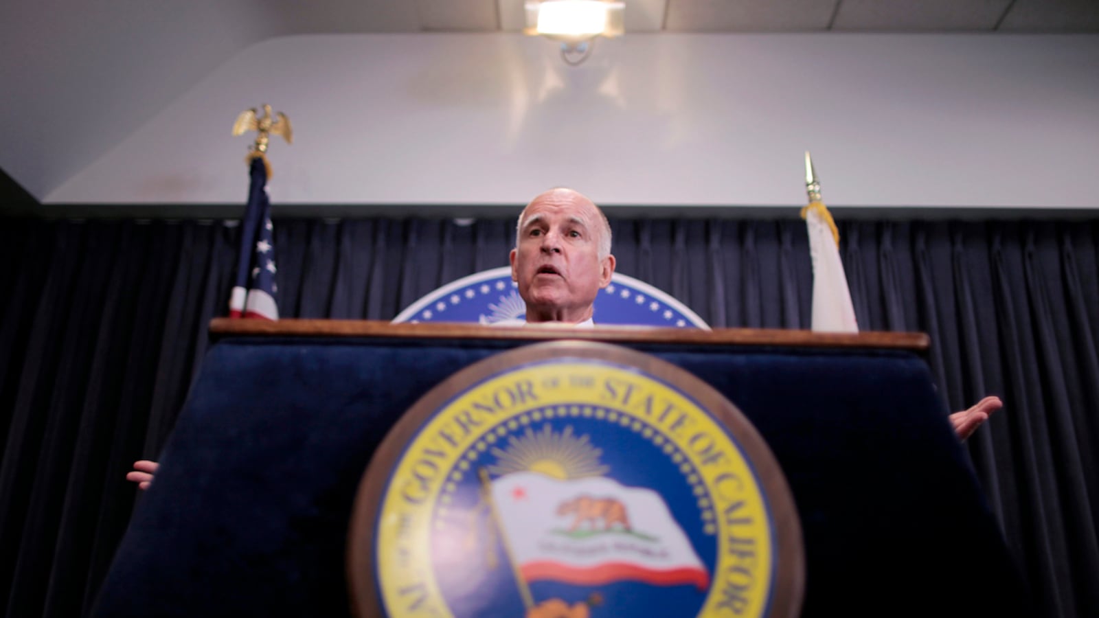 articles/2011/06/19/jerry-brown-s-dismal-budget-play-alienates-democrats/jerry-brown-california-budget-crisis-mathews_gznvrr