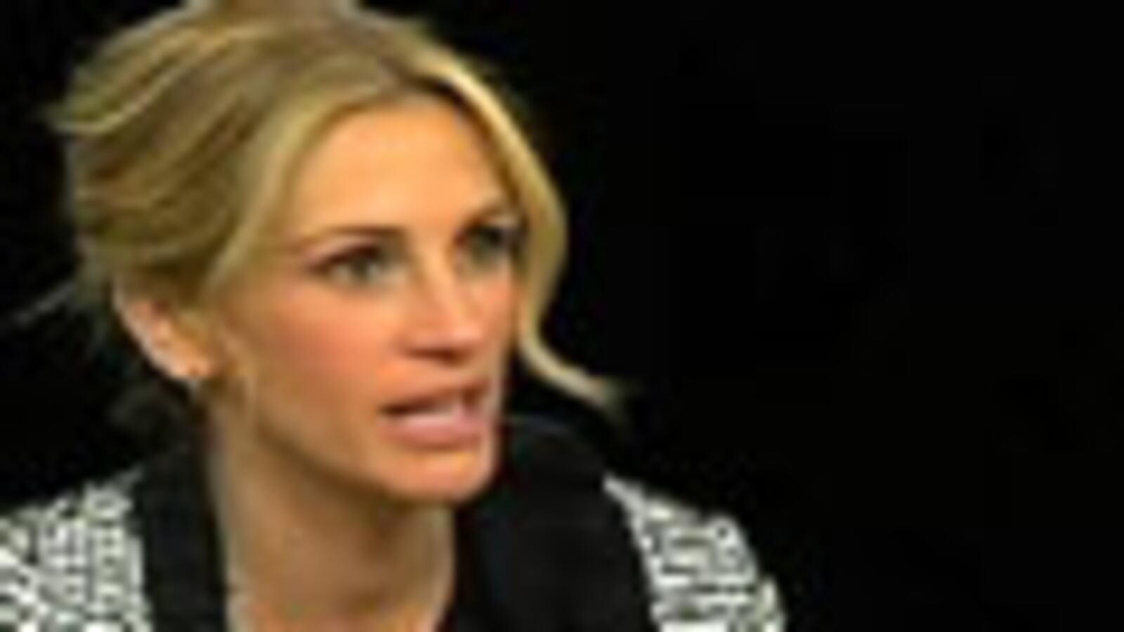 videos/2009/03/27/julia-roberts-bored-with-acting/charlie-rose-roberts-bored_19691_vygcbs