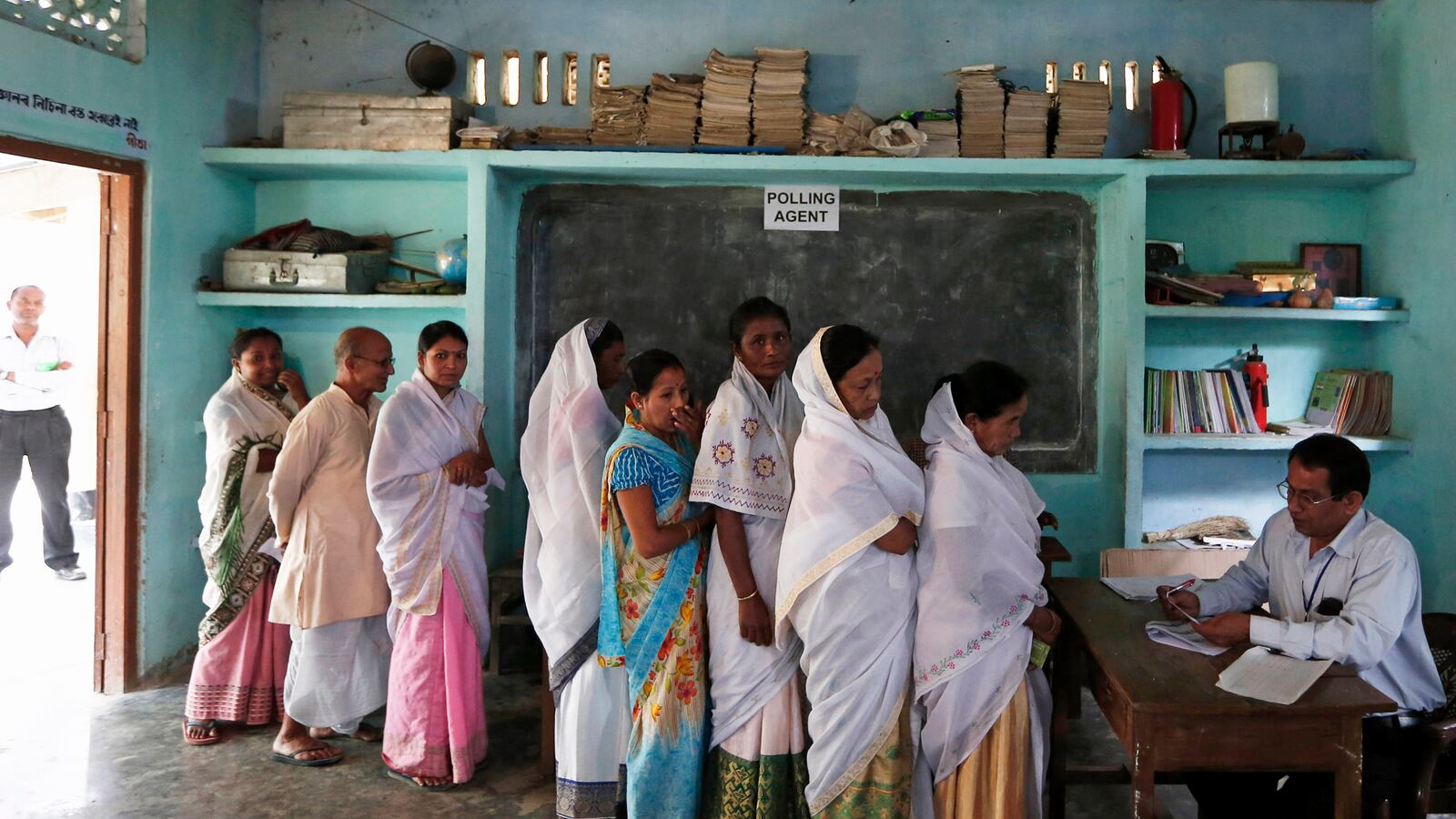 cheats/2014/04/07/world-s-largest-election-begins/140407-india-election-cheat_ibeb0t