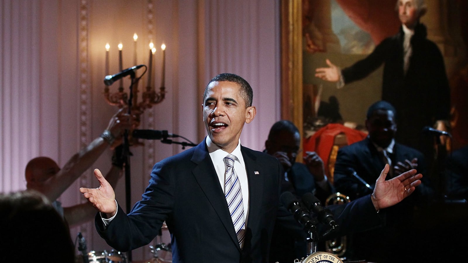 cheats/2012/02/22/obama-sings-again/barack-obama-sings-again-sweet-home-chicago-cheat_xsvllf