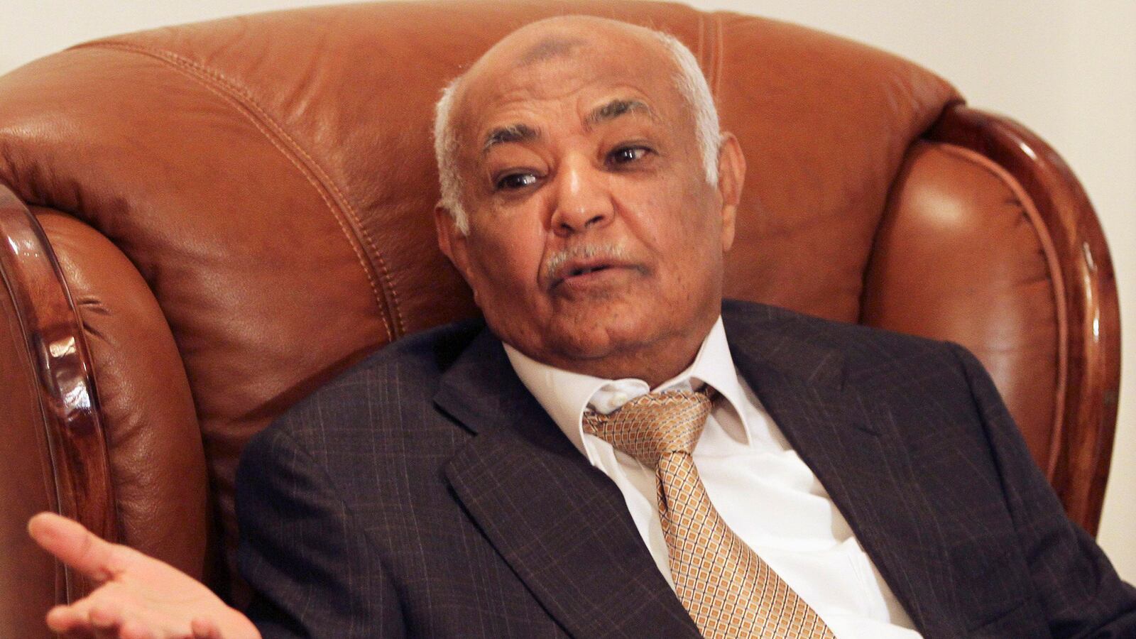 cheats/2013/08/31/yemen-premier-escapes-assassination0/130831-basindwa-cheat_sbq9pa