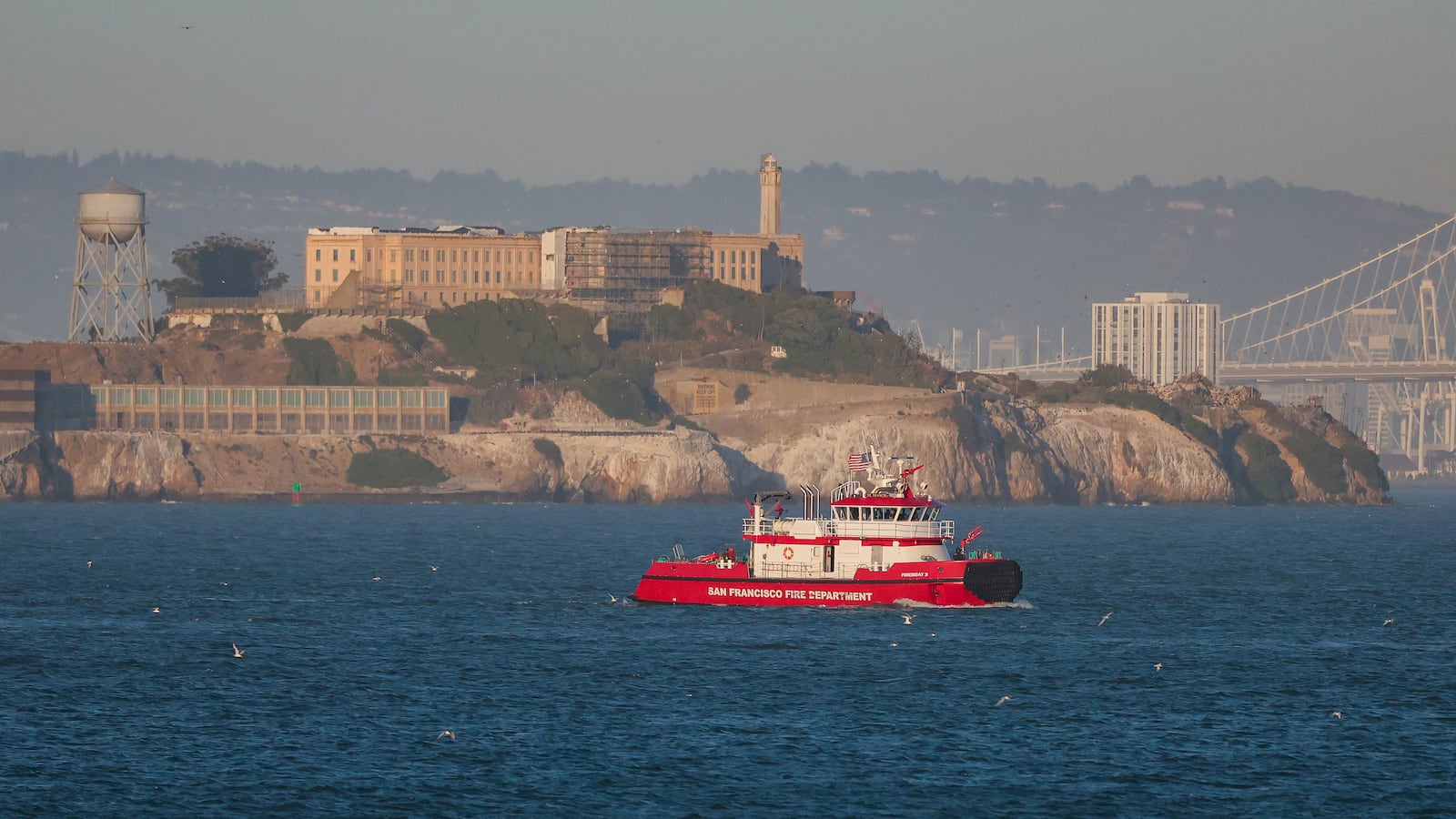 A San Francosco Fire Department boat