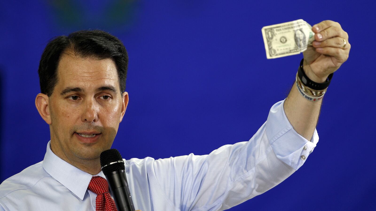 cheats/2015/09/17/donors-starting-to-retreat-from-walker/150917-walker-cheat_rpdpwd