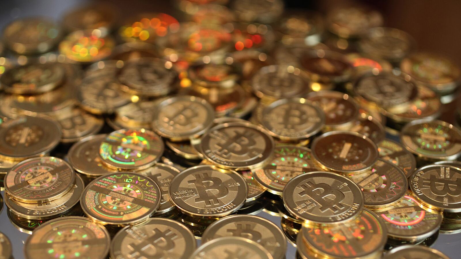 articles/2013/11/14/the-missing-bitcoin-millions/131113-bitcoins_upvuz6
