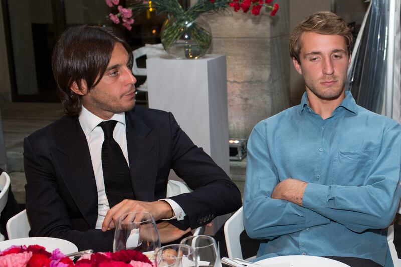 galleries/2013/06/12/the-daily-beast-credit-suisse-s-art-basel-2013-dinner-honoring-theaster-gates-photos/130613-Theaster-Gates-02_ntmnbw