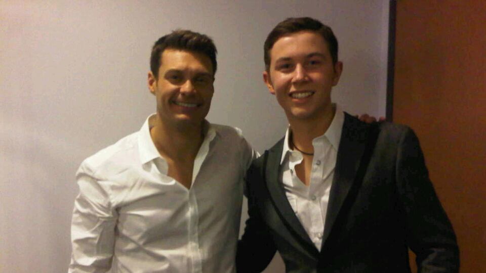 galleries/2011/05/26/best-celebrity-twitter-pictures/mp---gallery-week-in-twit-piryan-seacrest_tdmlze