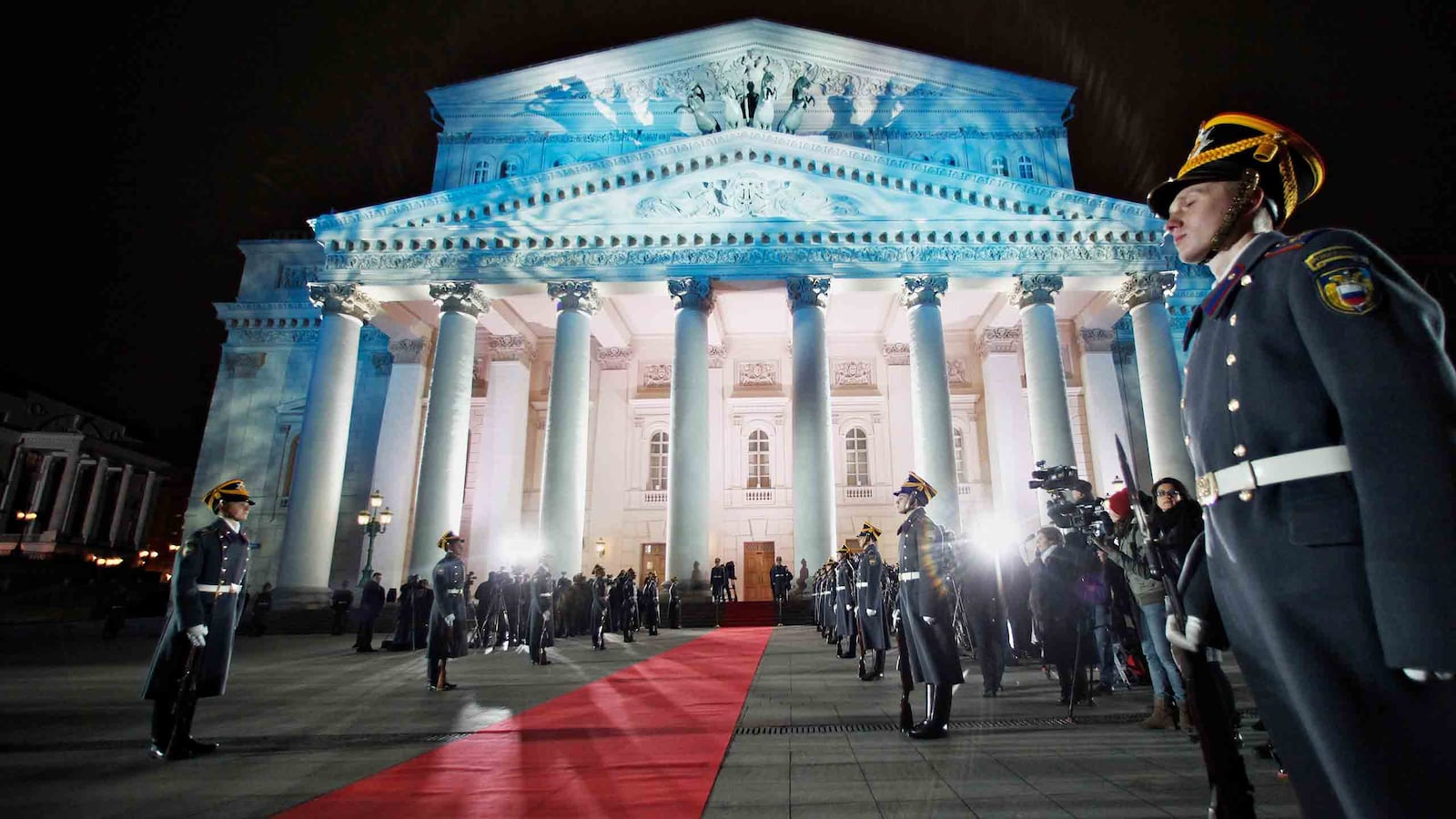 171210-nemsova-protest-lede_soisgz