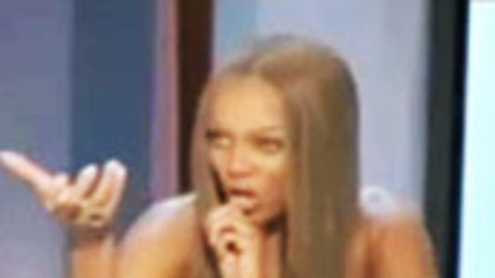 articles/2010/05/27/tyra-banks-most-outrageous-moments/video-tyra-blog_103422_y6wv8n