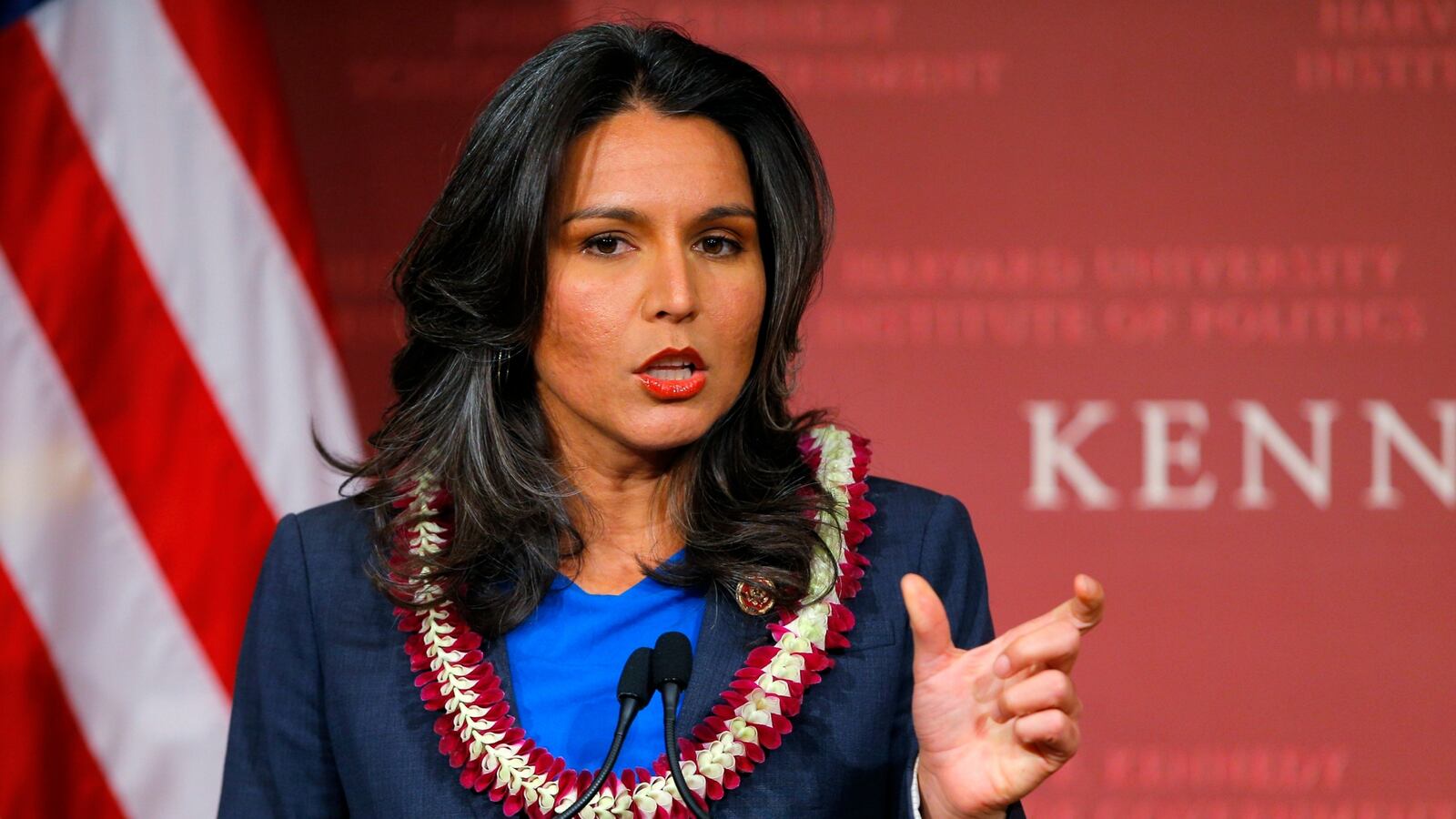 cheats/2016/06/28/tulsi-gabbard-dodges-debate/160628-tulsi-gabbard-cheat_shw2gg