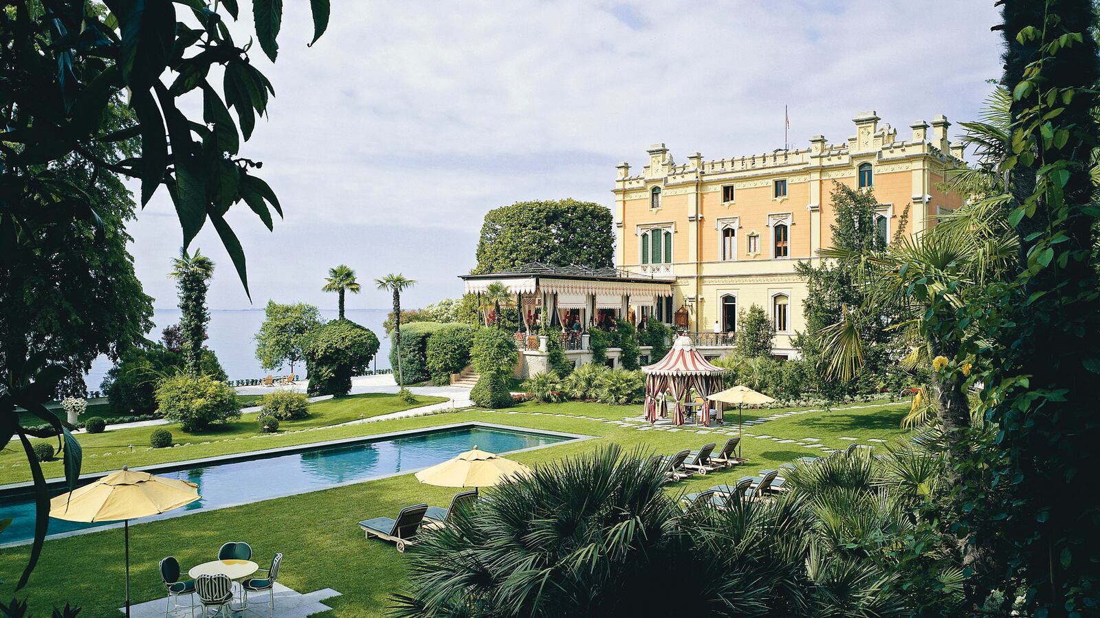 galleries/2013/09/07/top-20-international-small-hotels-andrew-harper-s-picks-photos/international-hotels-tease-new_y3duwn