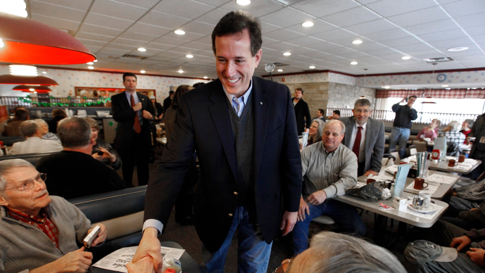 articles/2012/02/28/michigan-s-delegate-math-could-give-a-big-edge-to-rick-santorum/santorum-delegate-advantage-avlon_tyv9sd