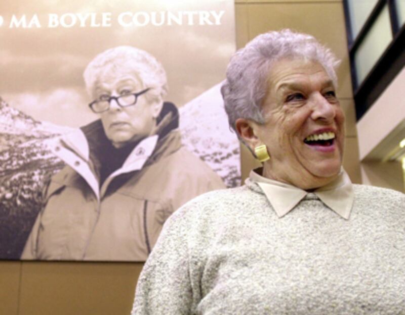 articles/2010/11/27/how-gert-boyle-head-of-columbia-sportswear-foiled-a-kidnap-attempt/ross-gert-boyle_143811_uynppa