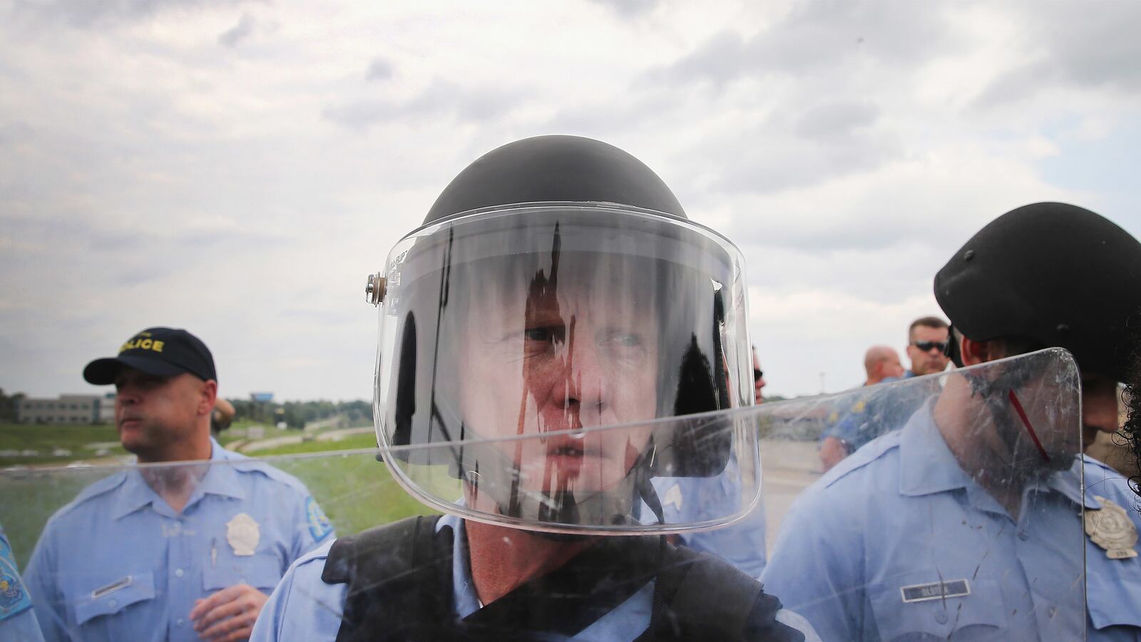 cheats/2014/10/07/missouri-plans-for-riots-if-cop-gets-off/141007-missouri-police-riots-cheat_tdrm2q