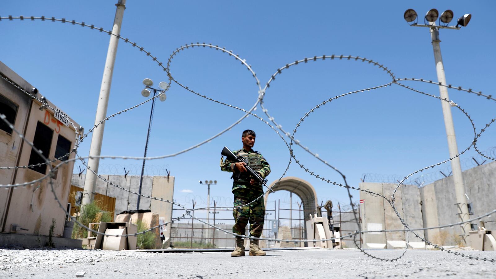 2021-07-03T154643Z_237798511_RC23DO9XSW6V_RTRMADP_3_USA-AFGHANISTAN-BAGRAM_zs37tb