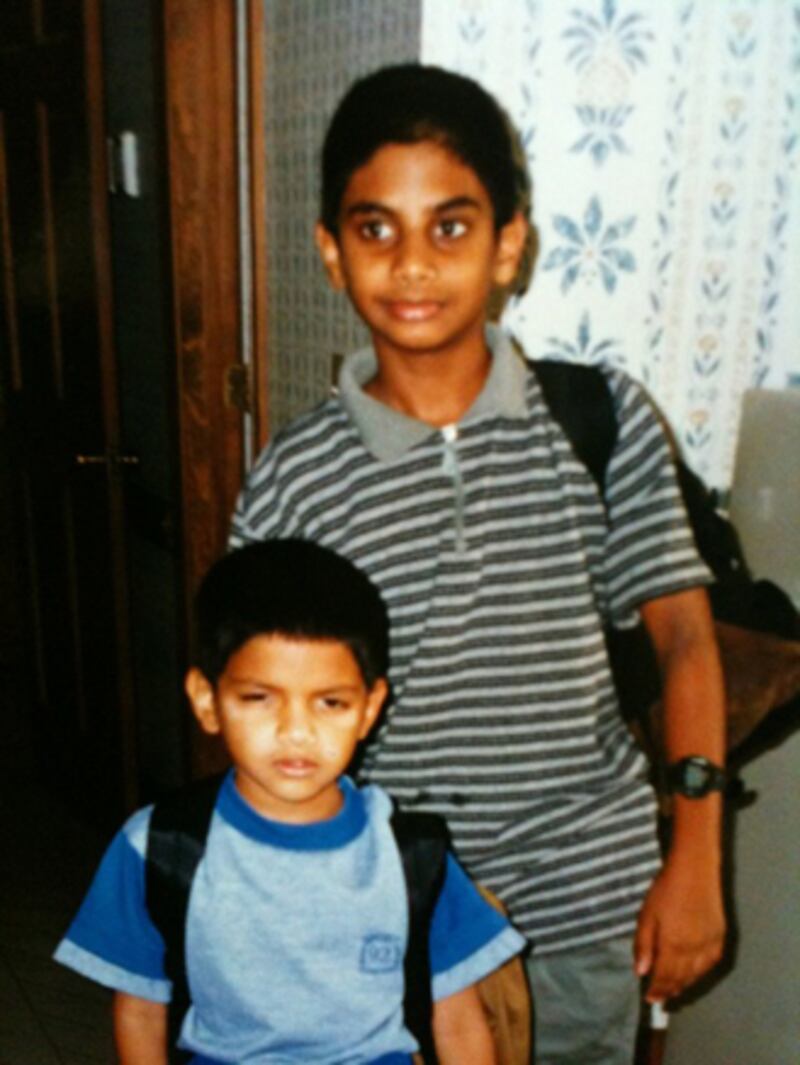 galleries/2010/11/11/celebrity-twit-pics/twitpi1111---ansari_p5ikom