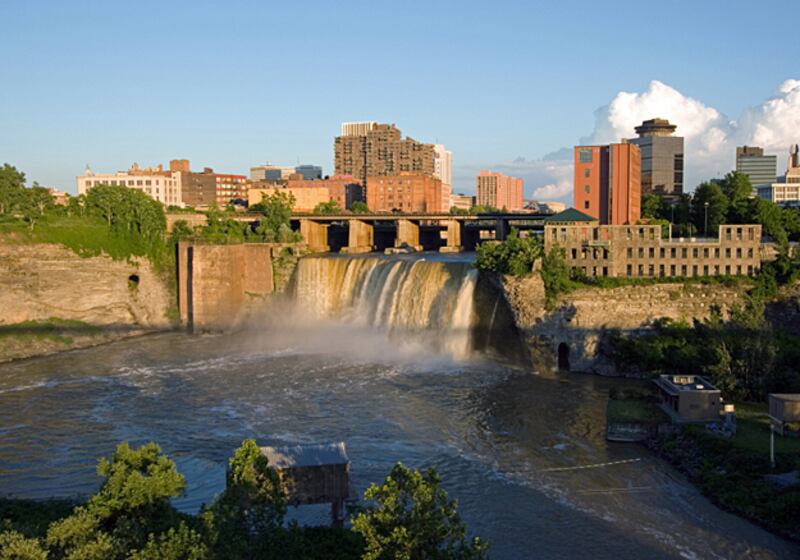 galleries/2011/07/18/longest-living-cities/best-health-care-cities---rochester_jcf3ij