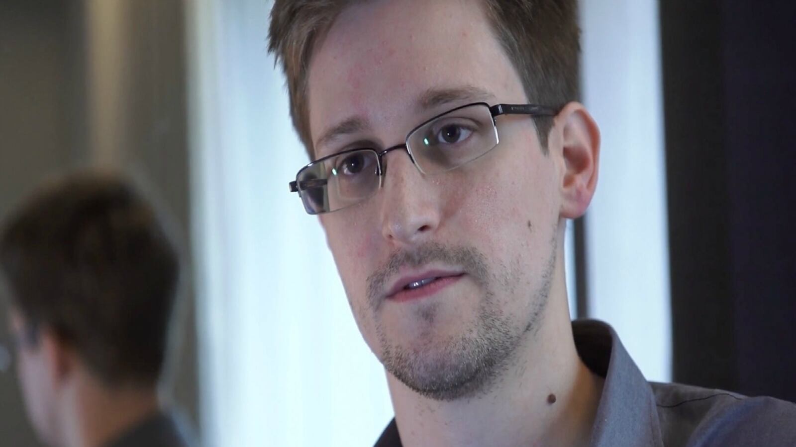 cheats/2013/07/10/snowden-denies-giving-russia-or-china-information/130626-snowden-cheat_jhhvji