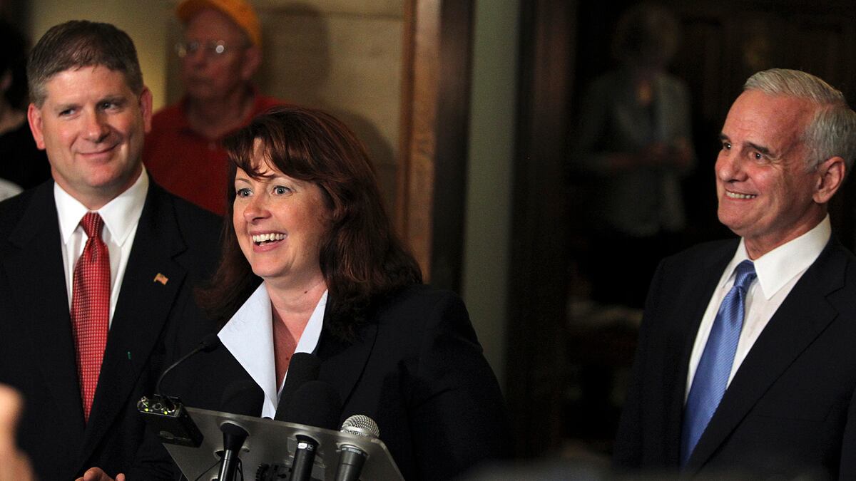 cheats/2011/07/19/minnesota-close-to-ending-shutdown/minnesota-shutdown-cheat_cfmq9k