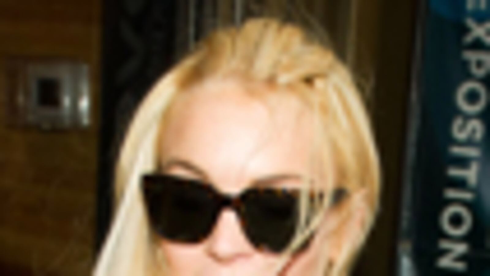 cheats/2011/04/23/lindsay-lohan-released-from-jail-on-75k-bail/lohan-no-plea-deal_yn54aj