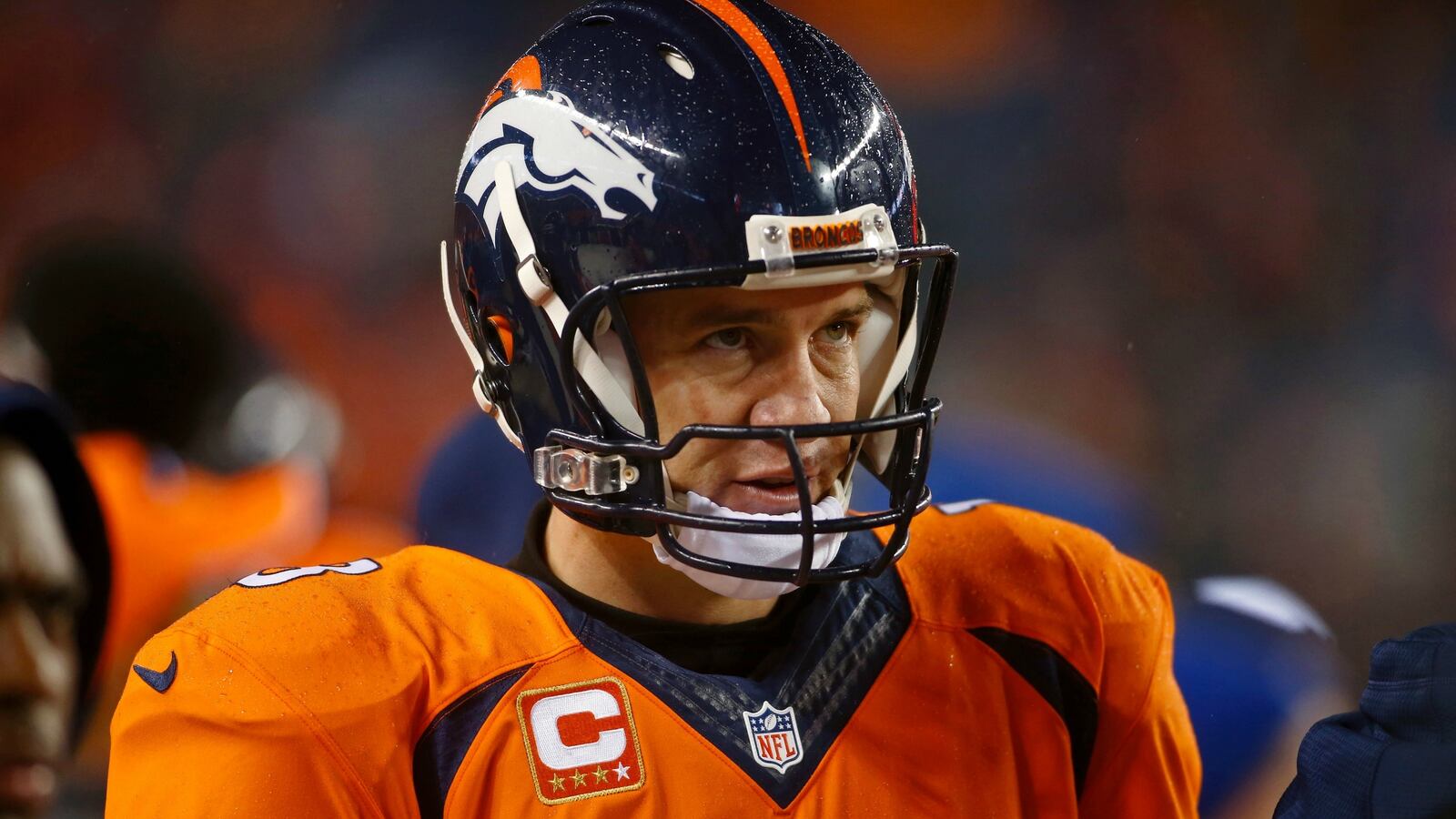 cheats/2015/12/27/report-connects-peyton-manning-to-peds/151227-peyton-manning-cheat_ygnpml