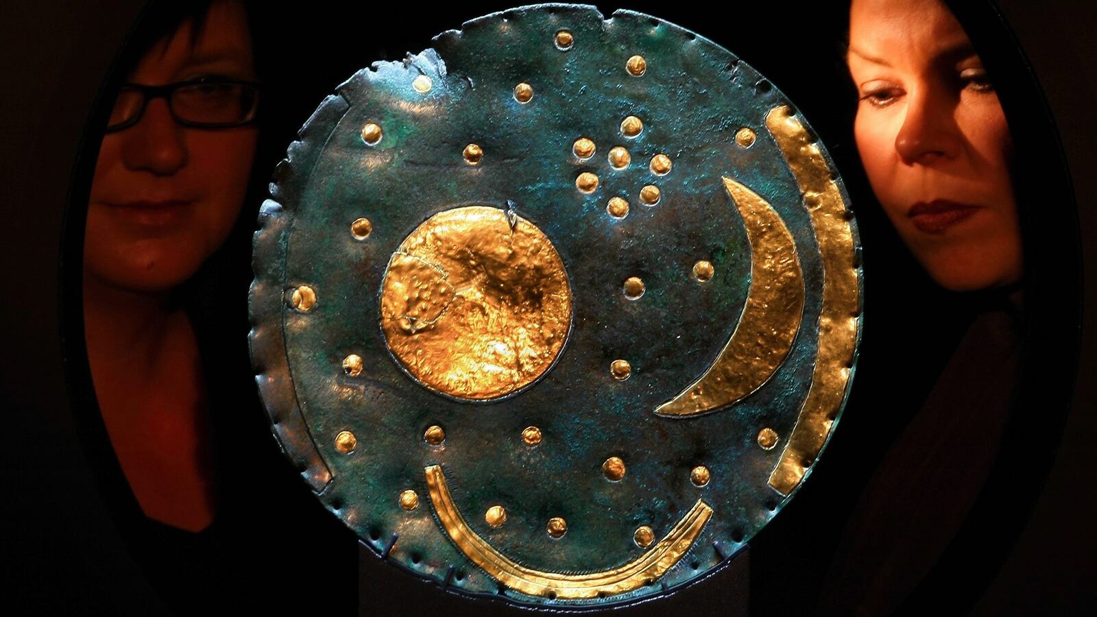 200918-moss-germany-treasure-tease_blm6zl