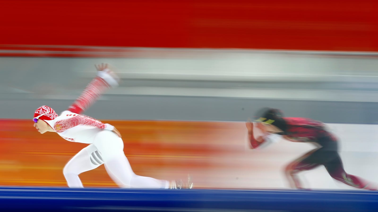 articles/2014/02/15/these-diet-lessons-from-olympians-will-help-you-lose-weight-and-look-awesome/140214-bell-olympic-tease_skouka