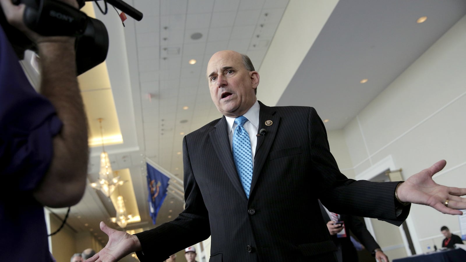 cheats/2016/09/09/gohmert-clinton-is-mentally-impaired/160909-louie-gohmert-cheat_sk7iaf