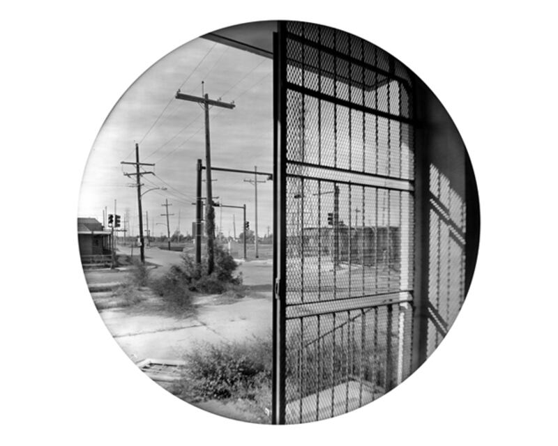 galleries/2011/01/27/a-haunting-look-at-new-orleans/deborah-luster---2_jlzlox