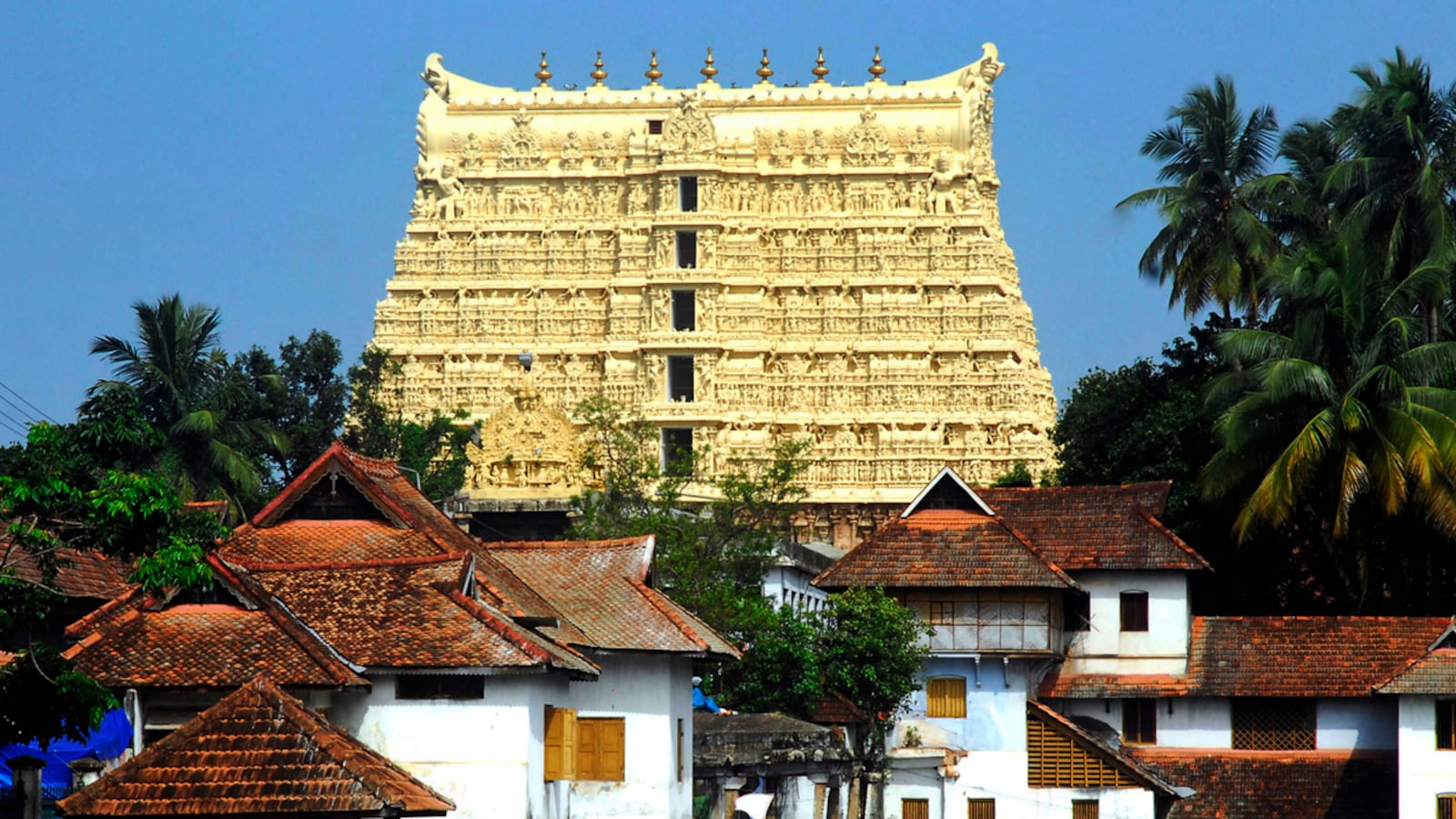 cheats/2011/07/05/20b-treasure-trove-discovered/kerala-temple-treasure-cheat_tt5kox