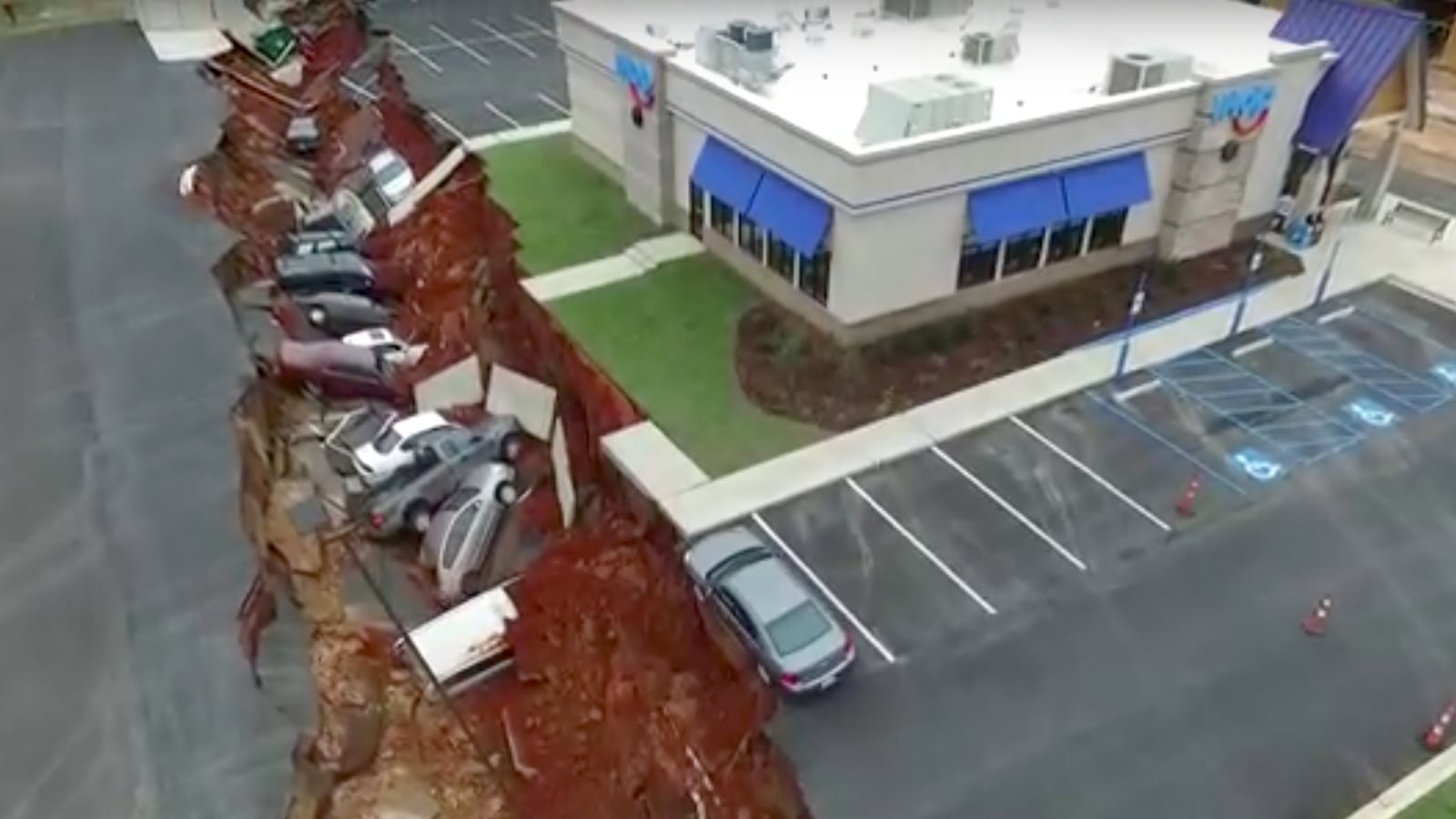 videos/2015/11/09/the-30-ft-ihop-sinkhole/151109-sayed-ihop-sinkhole_aqibtf
