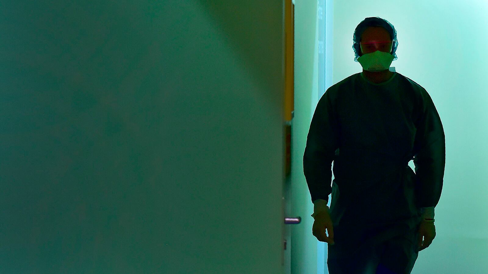 200309-lockdowns-dont-work-tease_wwtbyd