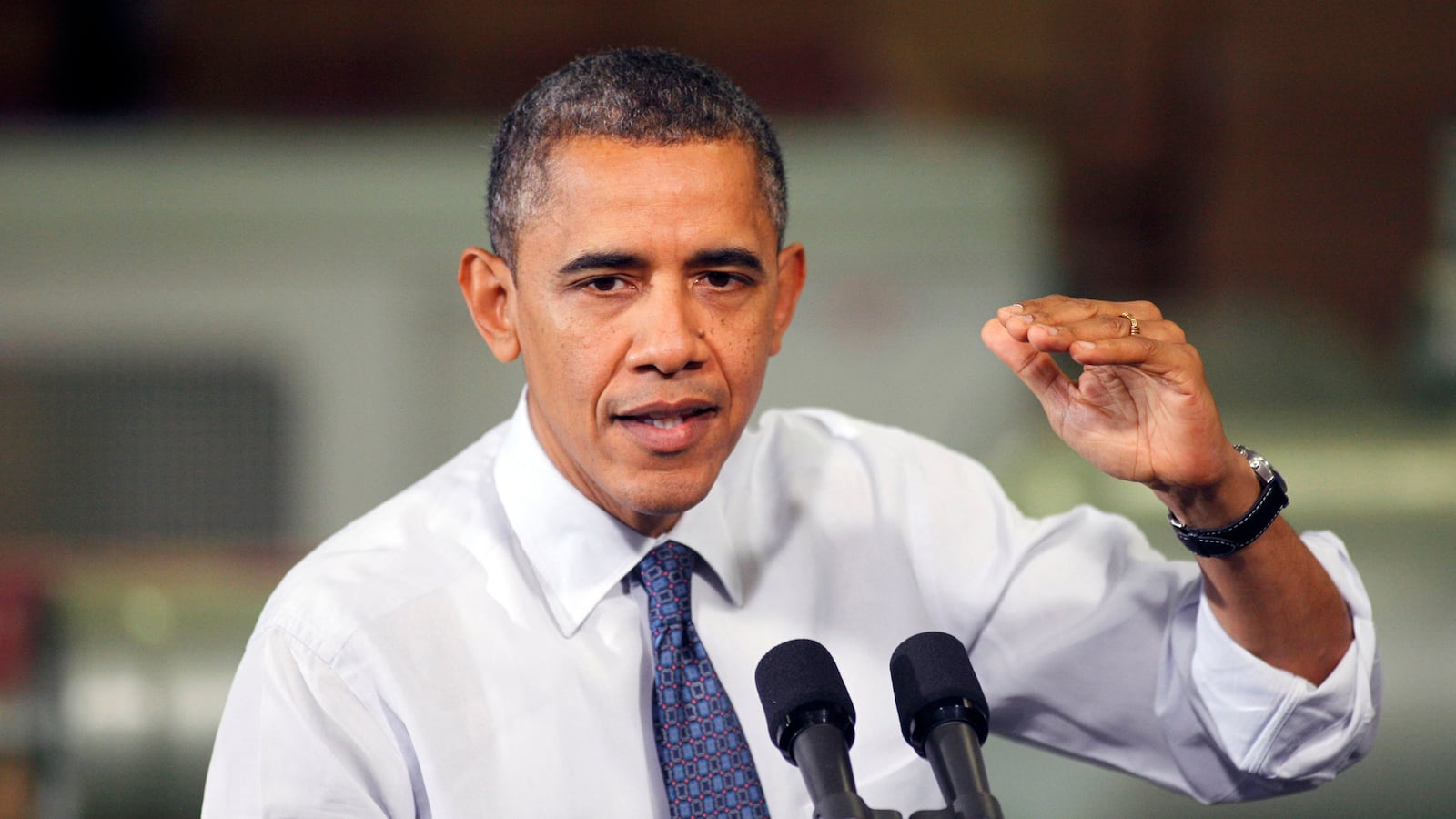 articles/2012/12/03/fiscal-cliff-day-27-stalemate/obama-twitter-fiscal-cliff-gross_bphhqv