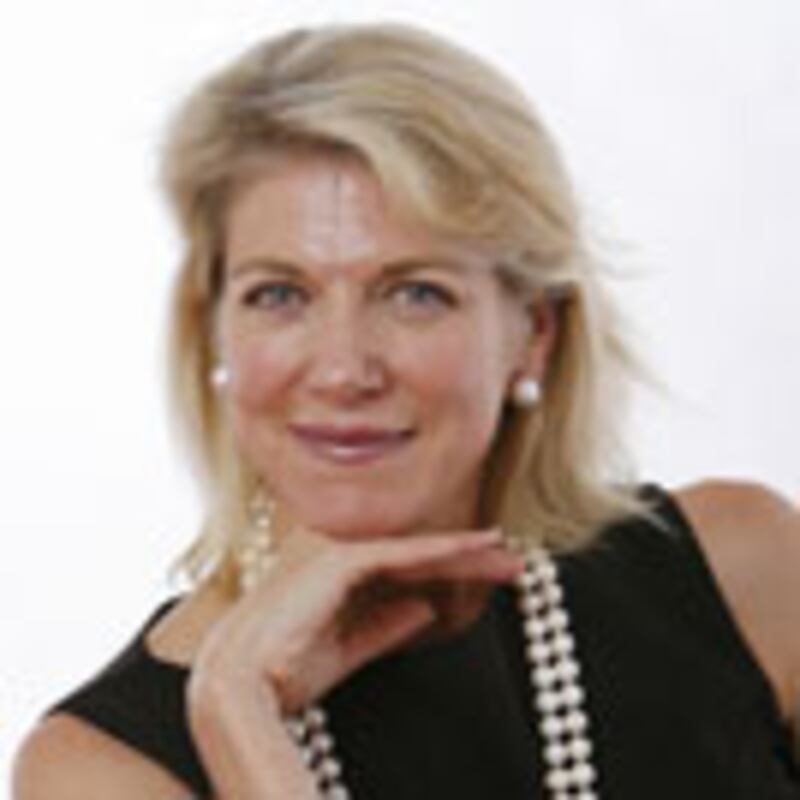 articles/2008/10/13/a-democrat-in-defense-of-sarah-palin/rothschild_1008_e9vpxb