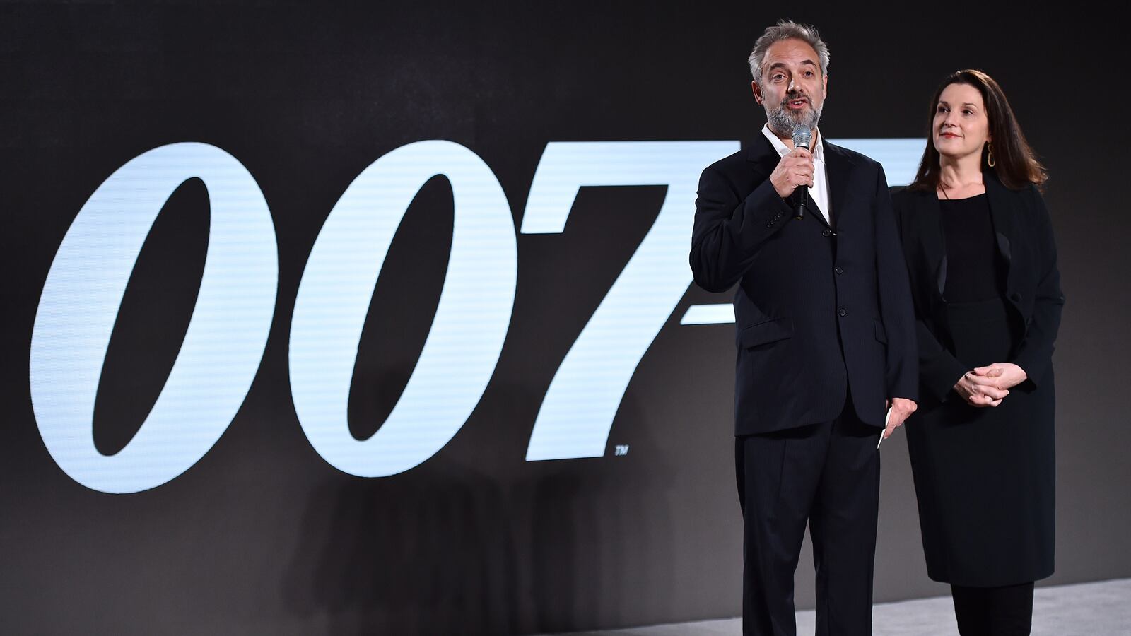 cheats/2014/12/04/new-bond-film-titled-spectre/141204-james-bond-cheat_yjfi7h