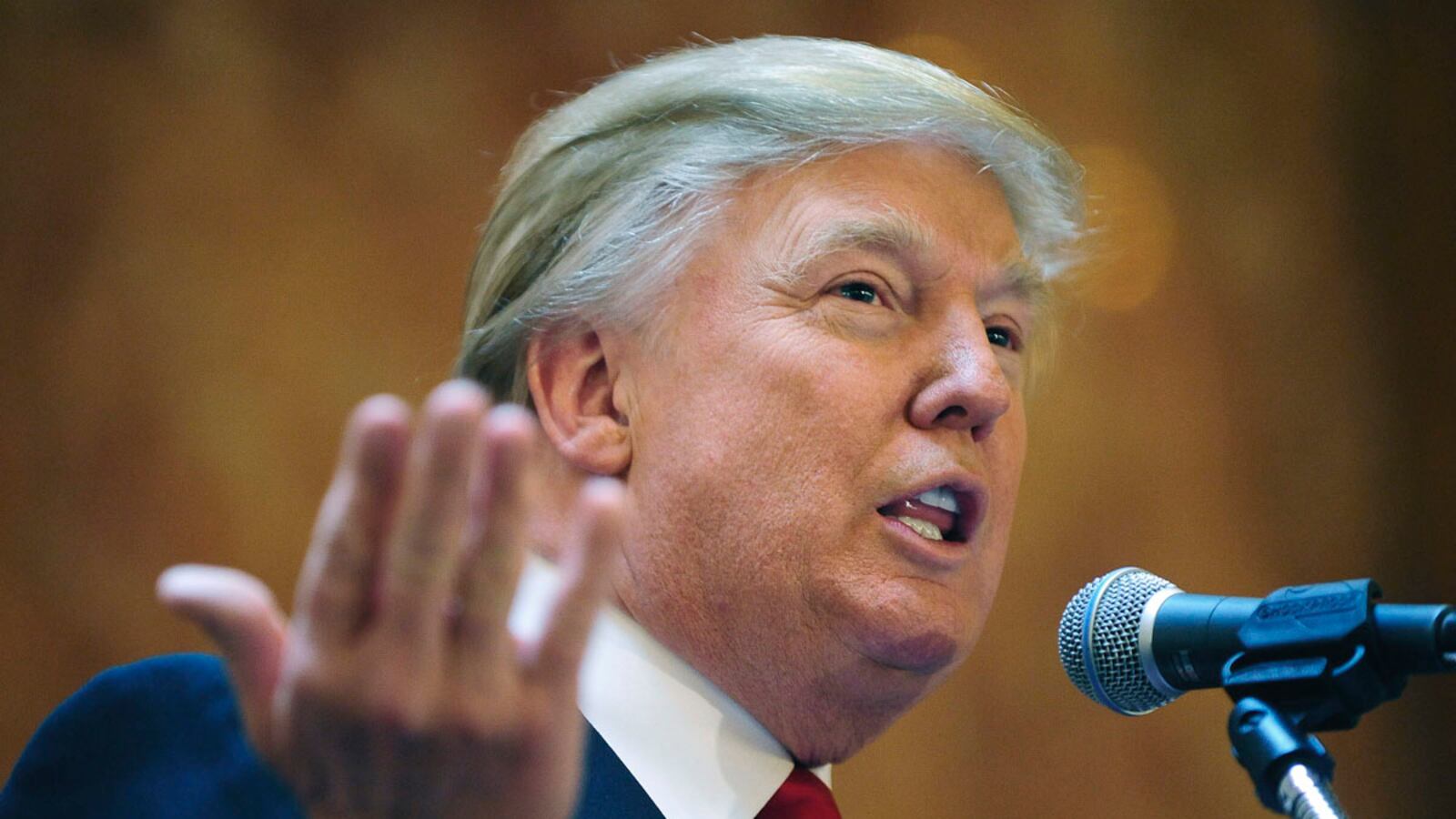 cheats/2011/12/13/trump-bows-out-of-debate/donald-trump-overpaid-speakers_vbc6w5