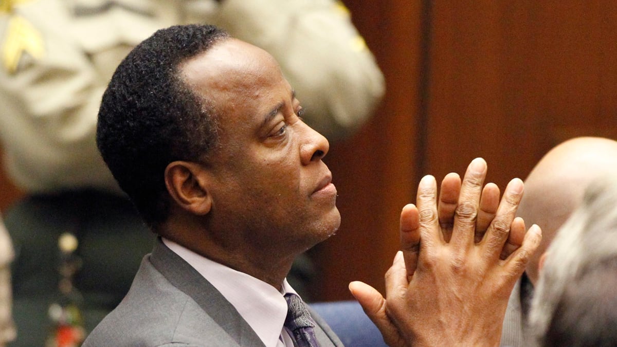 articles/2011/11/29/conrad-murray-gets-maximum-as-judge-blasts-his-reckless-conduct/conrad-murray-sentencing_c98xc6
