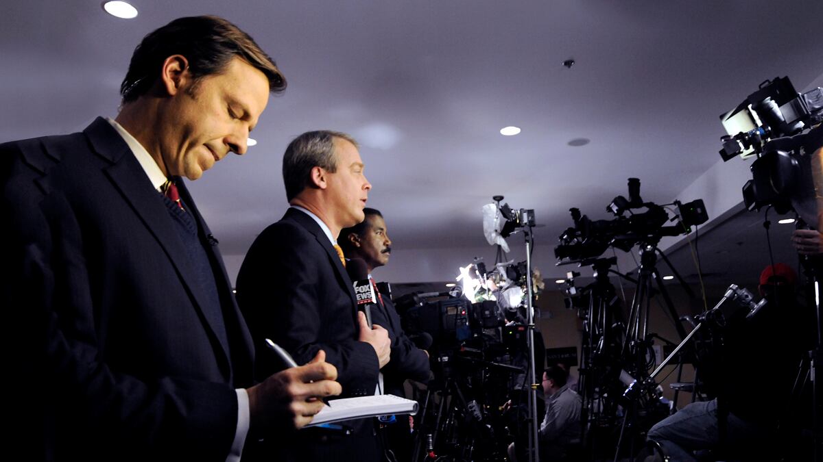 articles/2012/07/01/jake-tapper-abc-s-senior-white-house-correspondent-challenges-the-spin/jake-tapper-kurtz_w50kyy