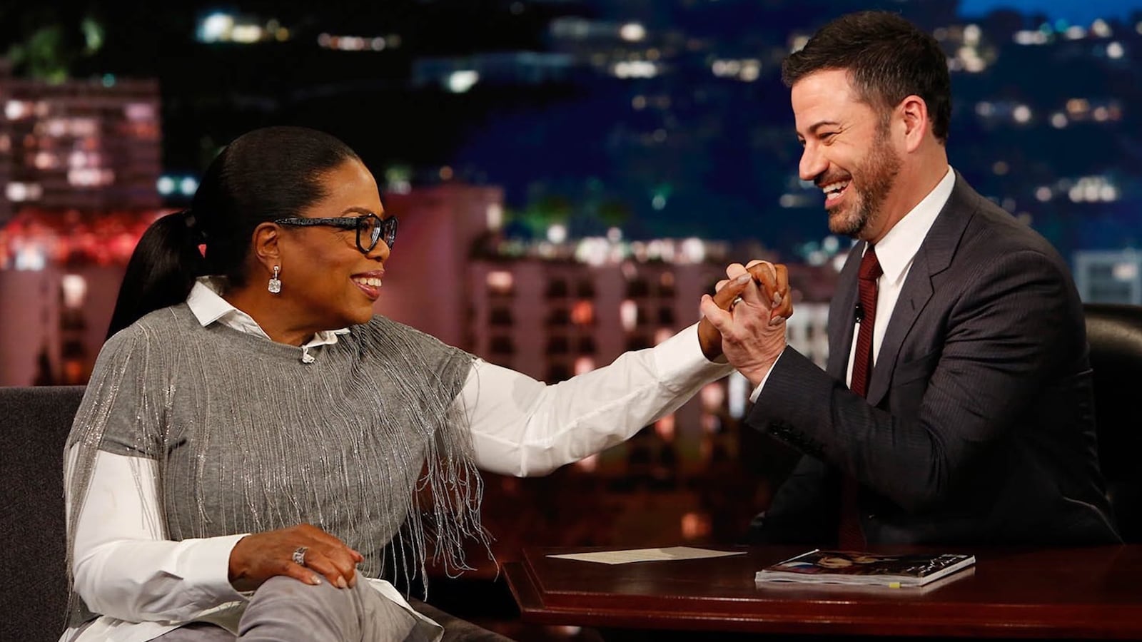 DWsPJ6sVwAA-Et4_geyqbj