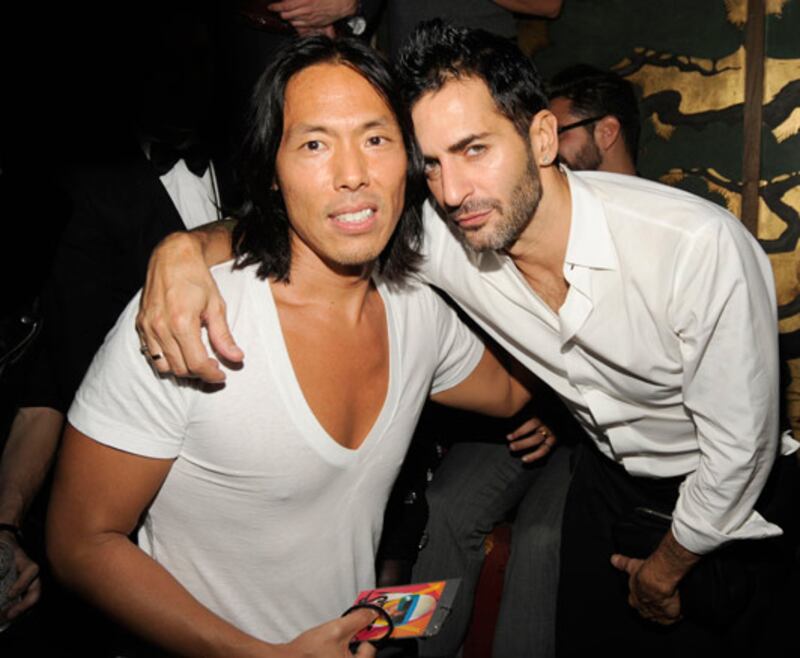 galleries/2009/09/15/marc-jacobs-v-magazine-celebrate-lady-gaga/marc-jacoparty-5_fh5ozc