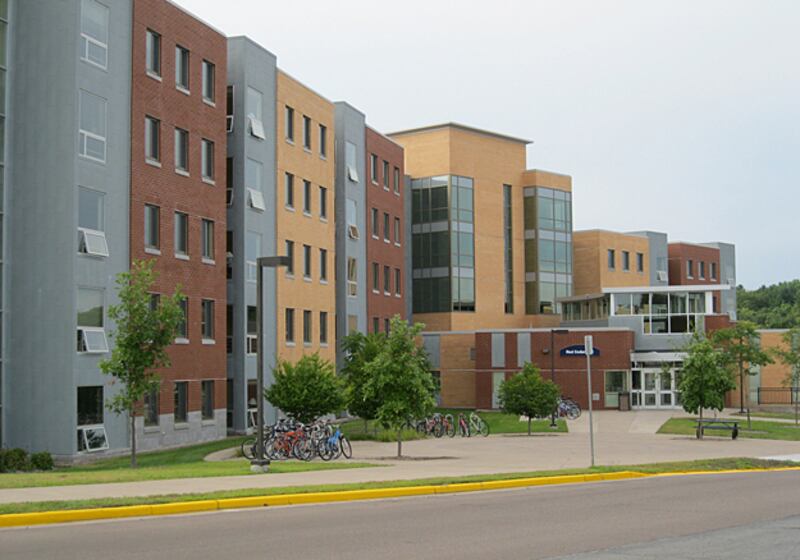 galleries/2010/12/11/druggiest-colleges/druggiest-colleges---23-university-of-wisconsin-stout_o5fqok