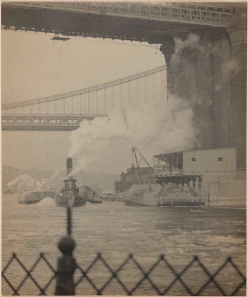 galleries/2011/08/14/modernist-photography-exhibit-boston-mfa-photos/boston-mfa-gallery09_lan8o0