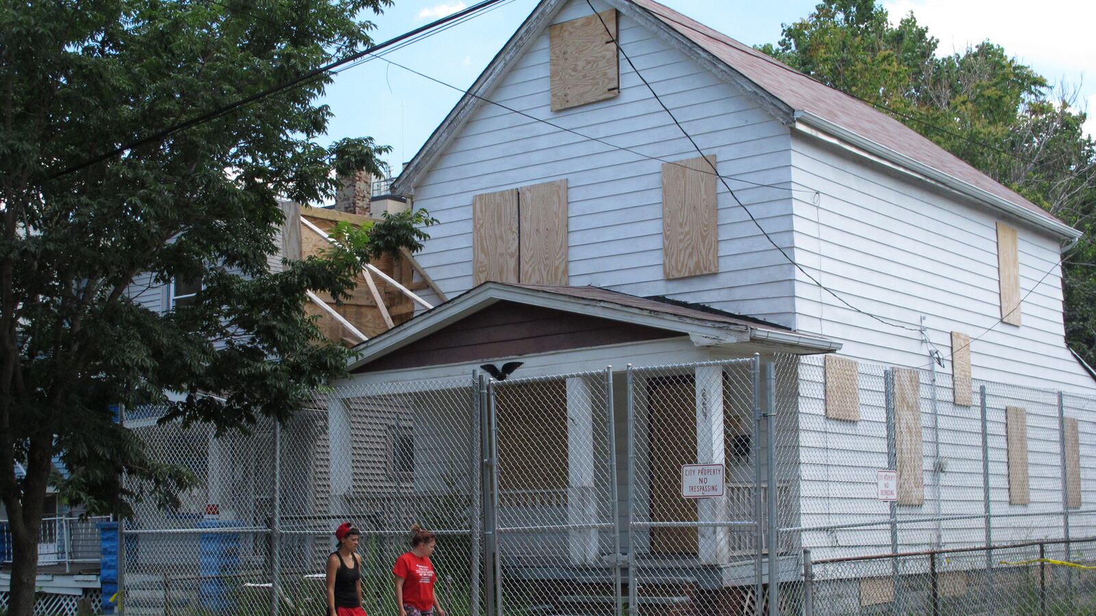 cheats/2013/08/07/castro-s-cleveland-house-torn-down/130807-cleaveland-cheat_qcsfli