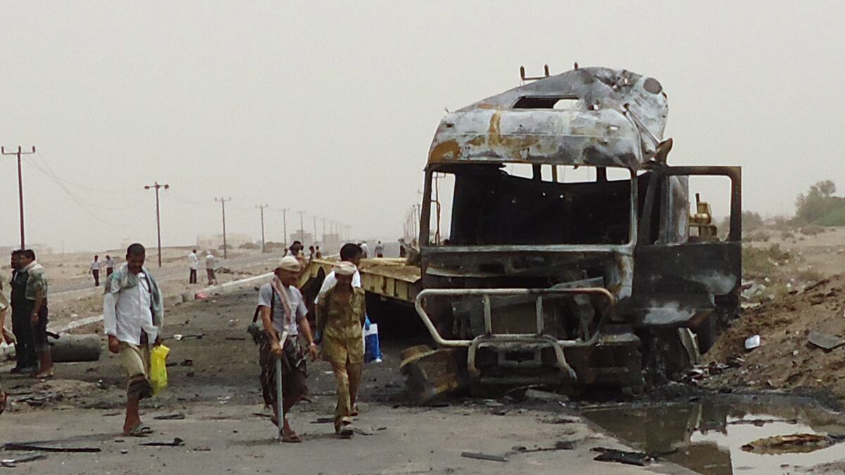 articles/2011/09/30/al-awlaki-s-death-nothing-more-than-a-glancing-blow-al-qaeda-stronger-than-everest/al-qaeda-anwar-awlaki-hoffman_xuryem