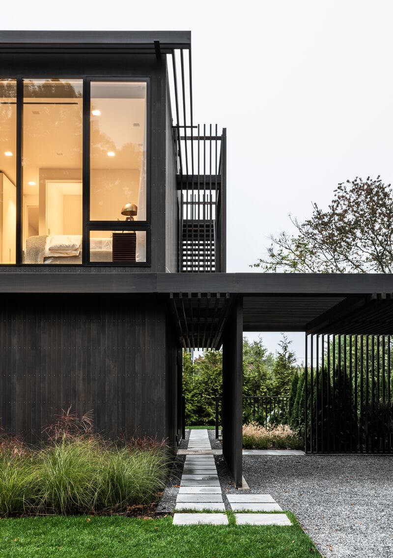 211202-OMG-Sag-Harbor-06_vhlxuj