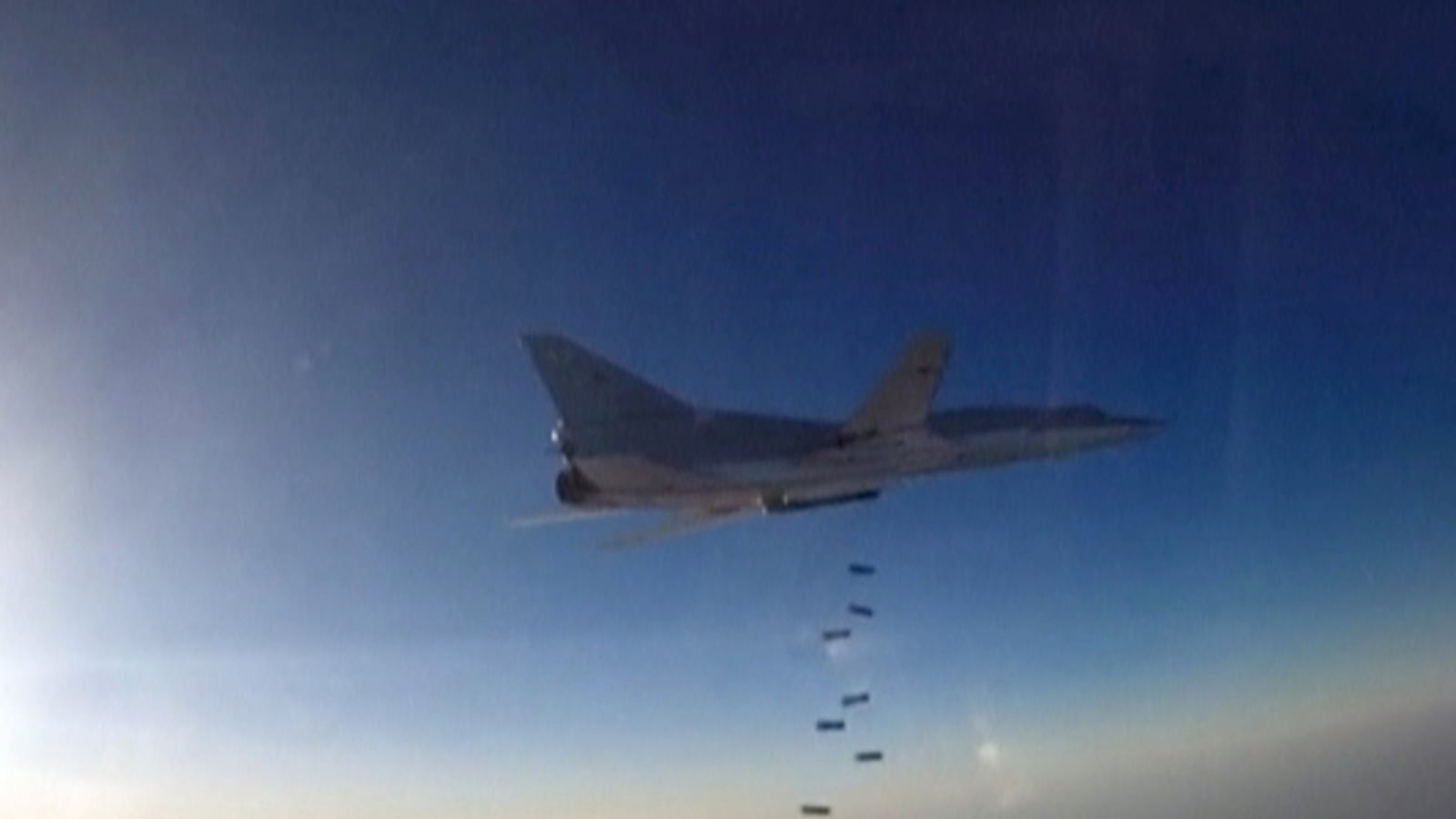 cheats/2016/08/22/russia-stops-using-angry-iran-s-air-base/16-816-russian-jet-syria-iran-cheat_ryaqiv